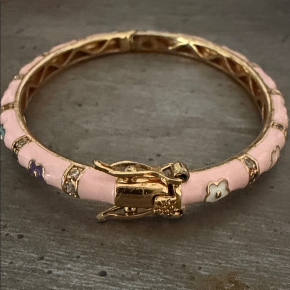 Pink Enamel Floral Bangle snap closure Bracelet - Picture 3 of 6